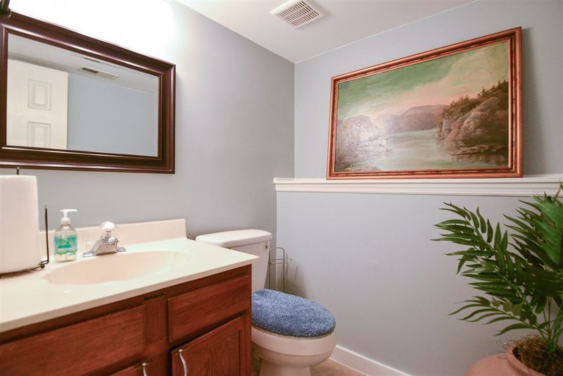 6 Mars Ct, Durham, NC 27703