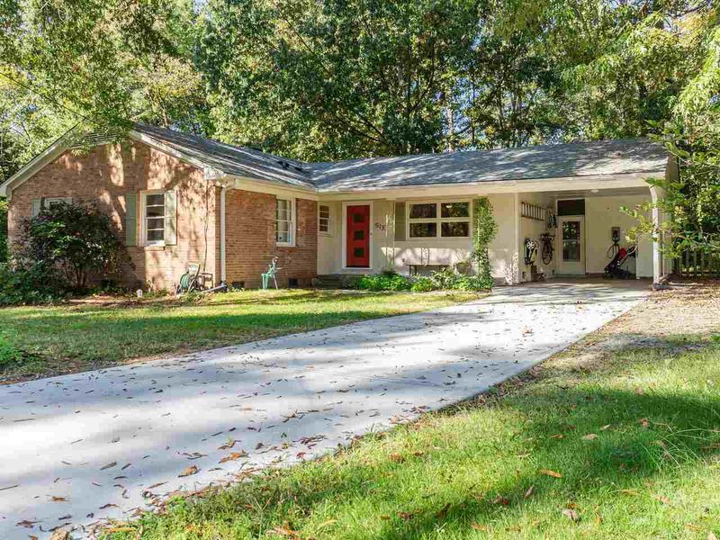 6 Morse Cir, Durham, NC 27713