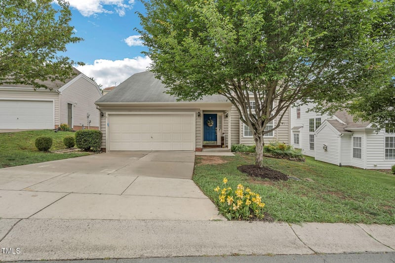 6 Newgate Ct, Durham, NC 27713