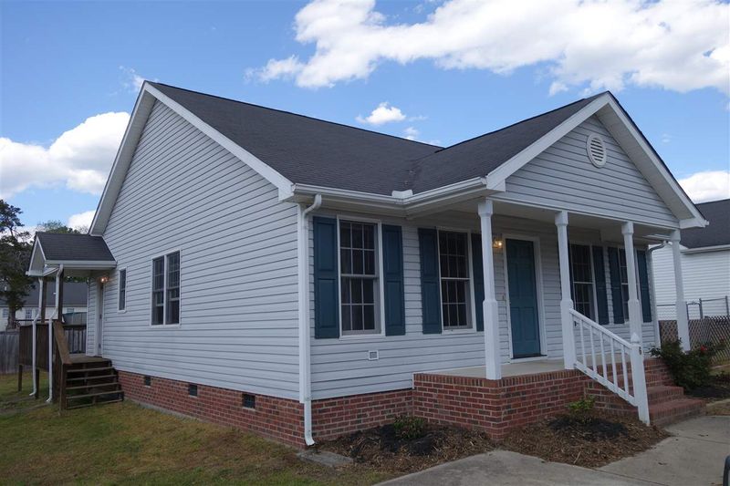 6 North St, Wendell, NC 27591