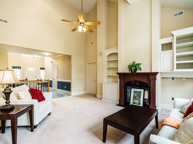 6 Ontario Ct, Durham, NC 27713