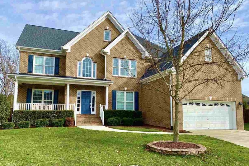6 Pickard Pl, Durham, NC 27703