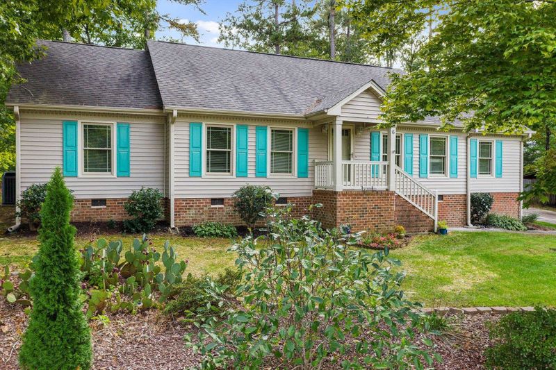 6 Prentiss Pl, Durham, NC 27707