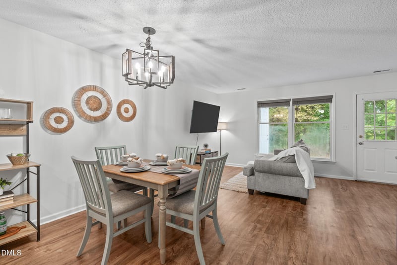 6 Prestwick Pl, Durham, NC 27705