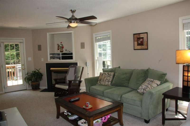 6 Radley Pl, Durham, NC 27705