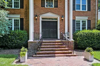 6 St James Pl, Chapel Hill, NC 27514