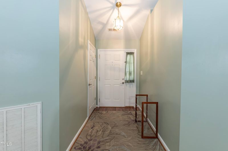 6 Stillhouse Pl, Durham, NC 27704