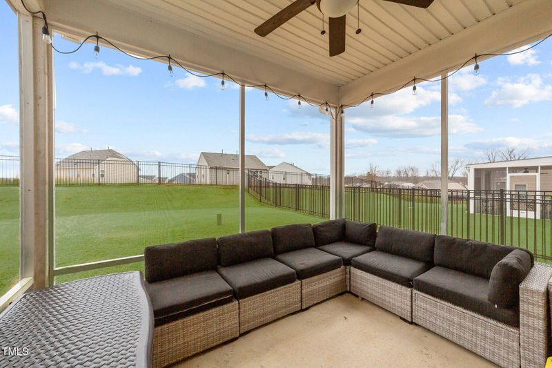 6 S Stonehaven Way, Clayton, NC 27527
