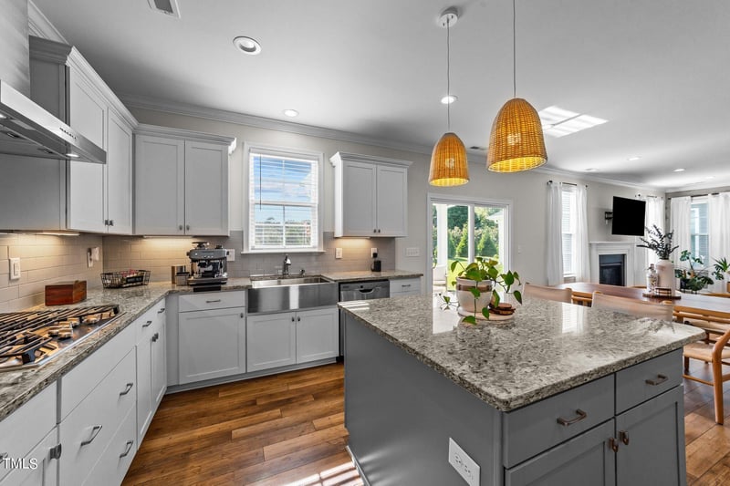 6 Summerhill Rg, Clayton, NC 27520