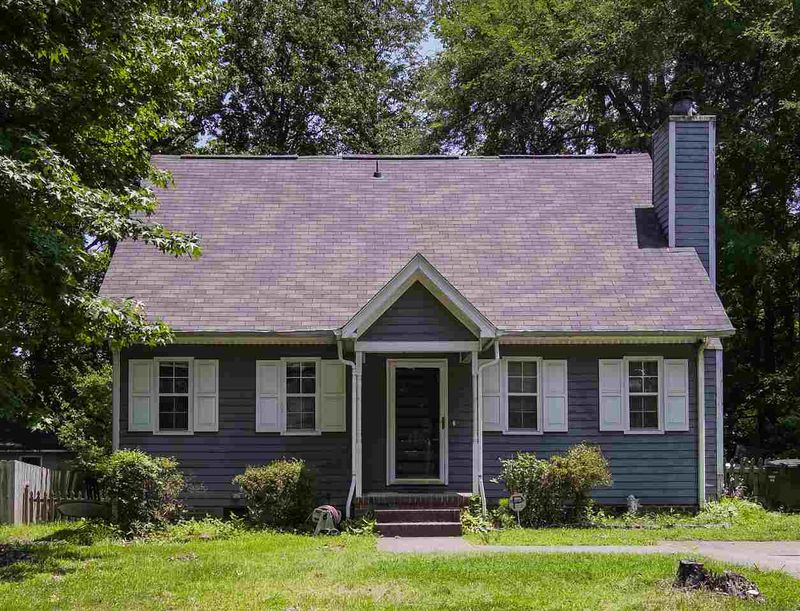 6 Sweetbay Ct, Durham, NC 27704