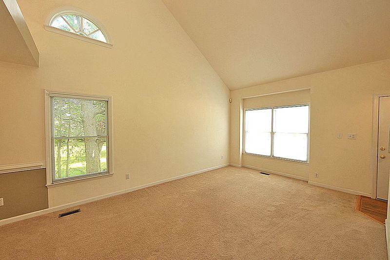 6 Tippecanoe Ct, Durham, NC 27713