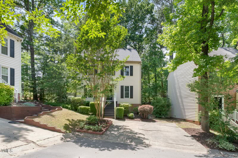 6 Weathergreen Ct, Durham, NC 27713