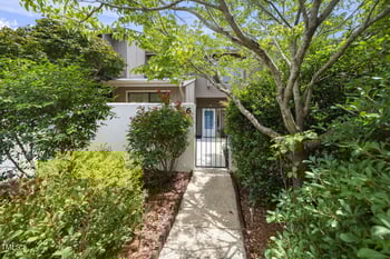 6 Weybridge Pl, Chapel Hill, NC 27517