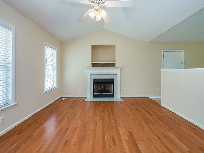 60 Beaver Ridge Dr, Youngsville, NC 27596