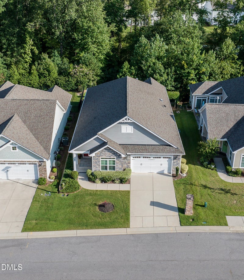 60 Bramble Ln, Clayton, NC 27527