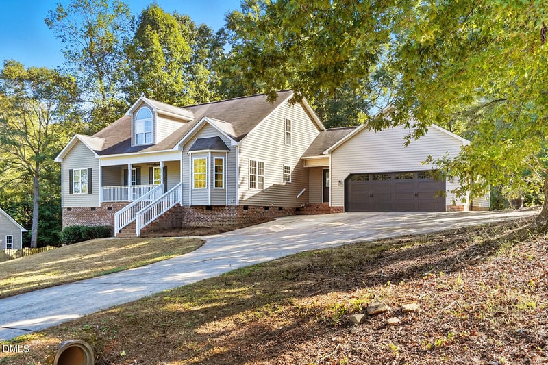 60 Branding Iron Dr, Clayton, NC 27520