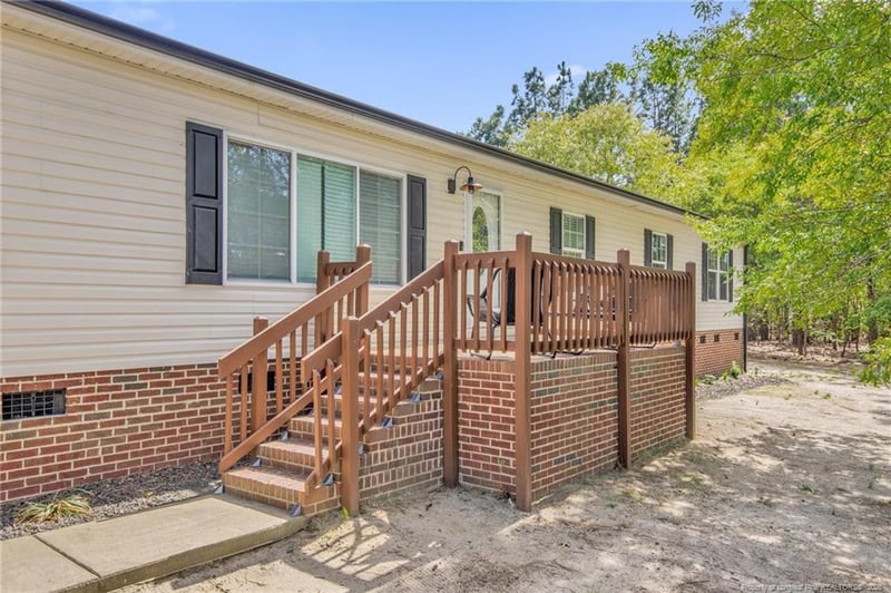 60 Gamache Ln, Lillington, NC 27546
