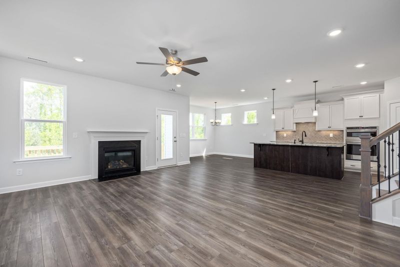 60 Grassy Ridge Ct, Four Oaks, NC 27524