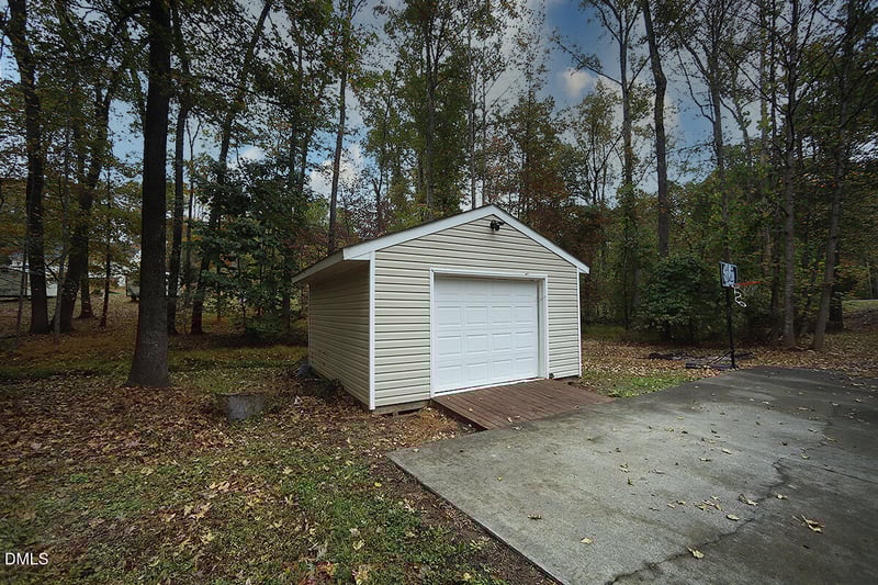 60 Hardwood Dr, Franklinton, NC 27525