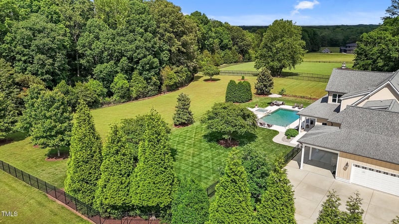 60 Hartwood Ln, Youngsville, NC 27596