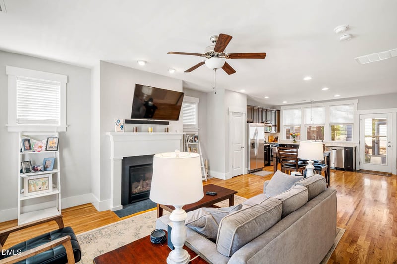 60 Mallard Landing Dr, Chapel Hill, NC 27516