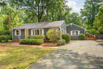 60 Oakwood Dr, Chapel Hill, NC 27517