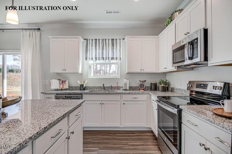 60 Plantation Dr, Youngsville, NC 27596