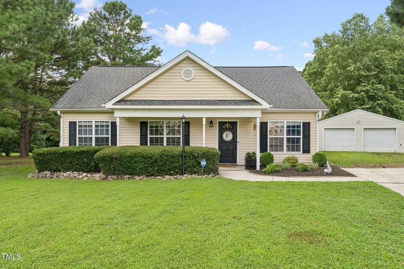 60 Rainwood Ct, Louisburg, NC 27549