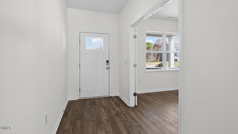 60 Rolling Hills Dr, Youngsville, NC 27596