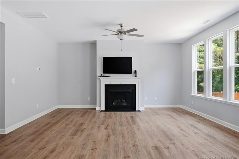 60 Single Barrel Ct, Lillington, NC 27546