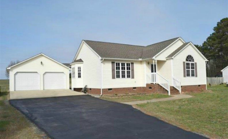 60 Sommerset Dr, Clayton, NC 27520