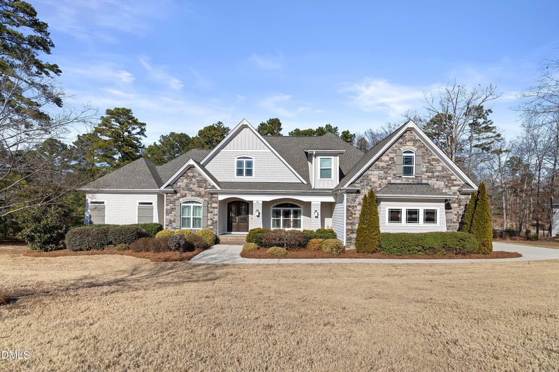60 Stella Ct, Clayton, NC 27527
