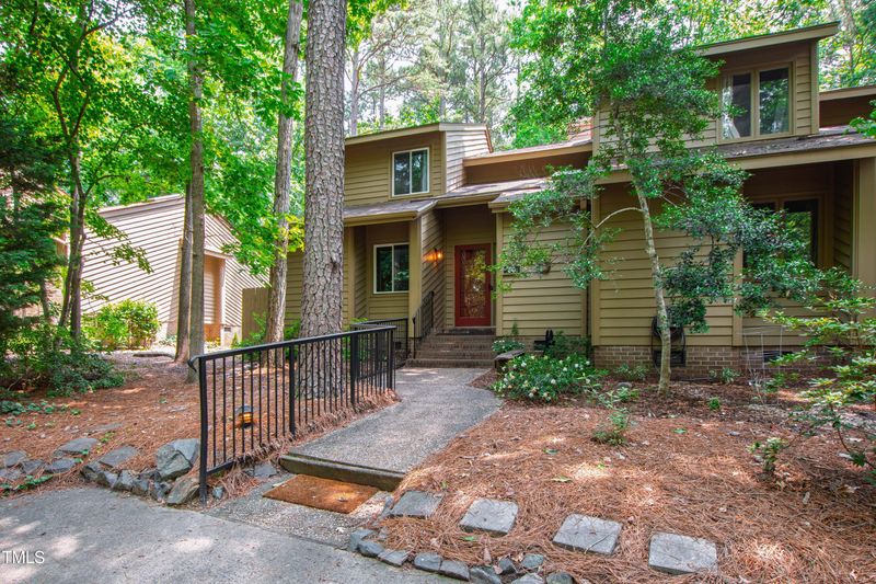 60 Stoneridge Rd, Durham, NC 27705