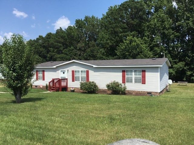 60 Sunshine Acres Dr, Youngsville, NC 27596