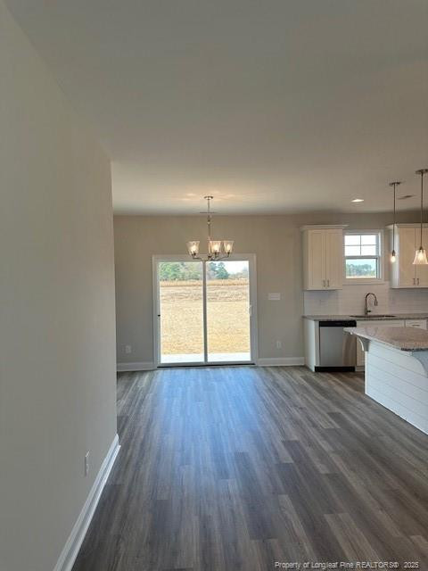 60 Turlington Ldg, Dunn, NC 28334