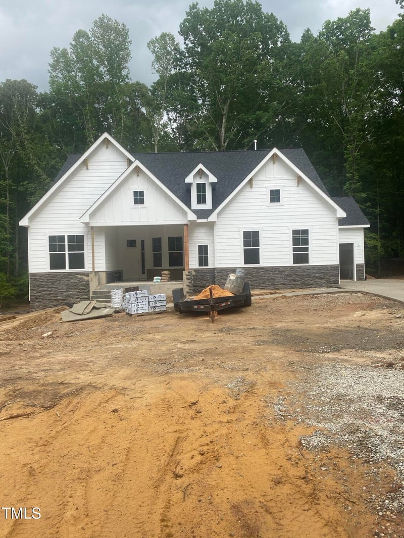 60 Valebrook Ct, Youngsville, NC 27596