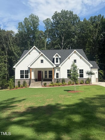 60 Valebrook Ct, Youngsville, NC 27596