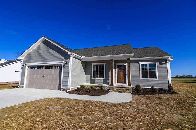 60 Whistle Stop Ln, Smithfield, NC 27577