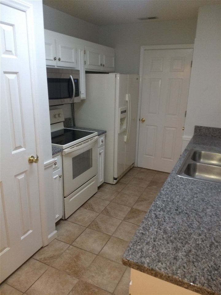 600 Audubon Lake Dr #3A33, Durham, NC 27713