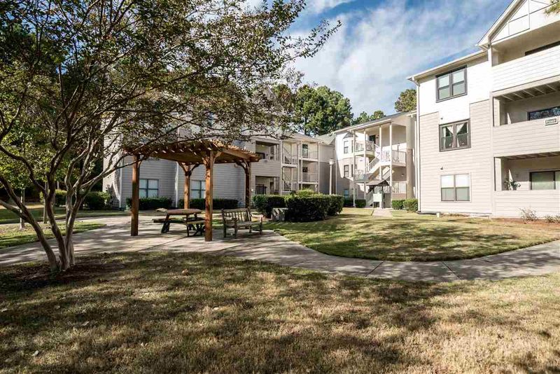 600 Audubon Lake Dr #4C22, Durham, NC 27713