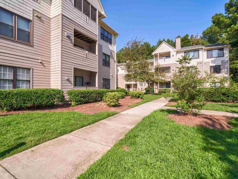 600 Audubon Lake Dr #7A33, Durham, NC 27713