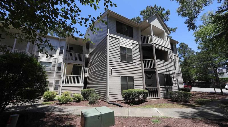 600 Audubon Lake Dr #8C33, Durham, NC 27713