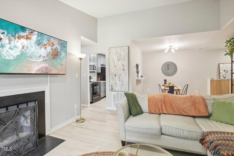 600 Audubon Lake Dr #08c32, Durham, NC 27713