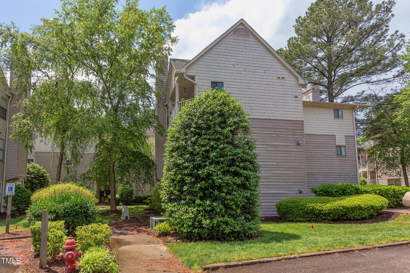 600 Audubon Lake Dr, Durham, NC 27713