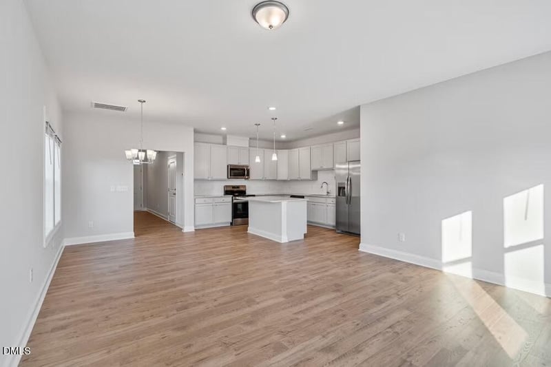 600 Barrington Row Ave, Zebulon, NC 27597
