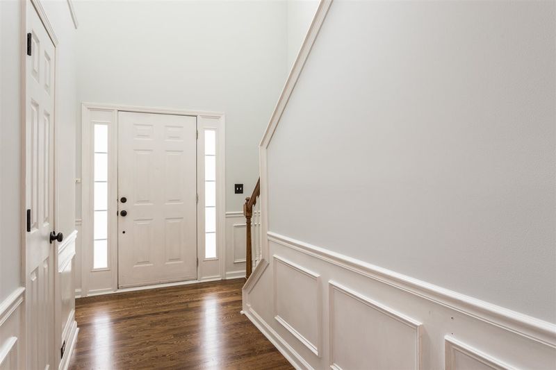 600 Brickstone Dr, Apex, NC 27502