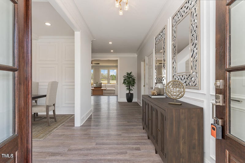 600 Darian Woods Dr, Holly Springs, NC 27540