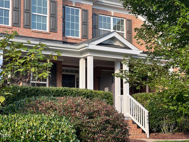 600 Ivyshaw Rd, Cary, NC 27519