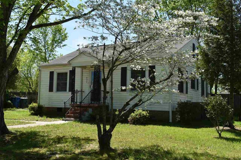 600 Kernodle Dr, Graham, NC 27253