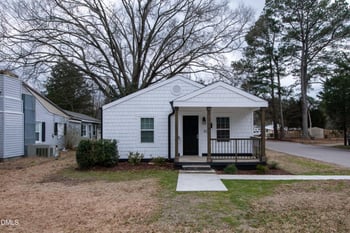 600 Lizzie , Selma, NC 27576